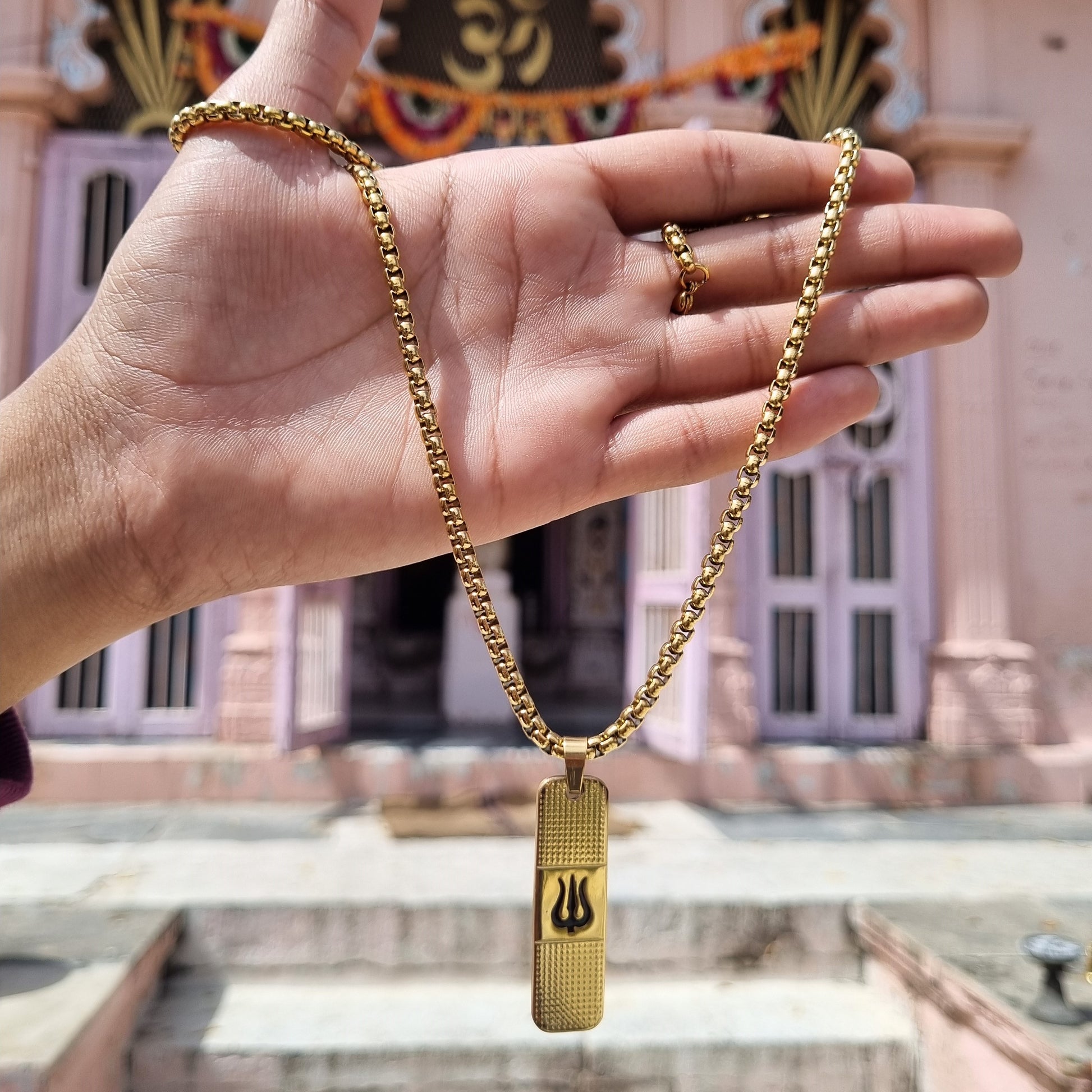 24K Gold Plated Trishool Pendant with Necklace Chain – DAKSHIS