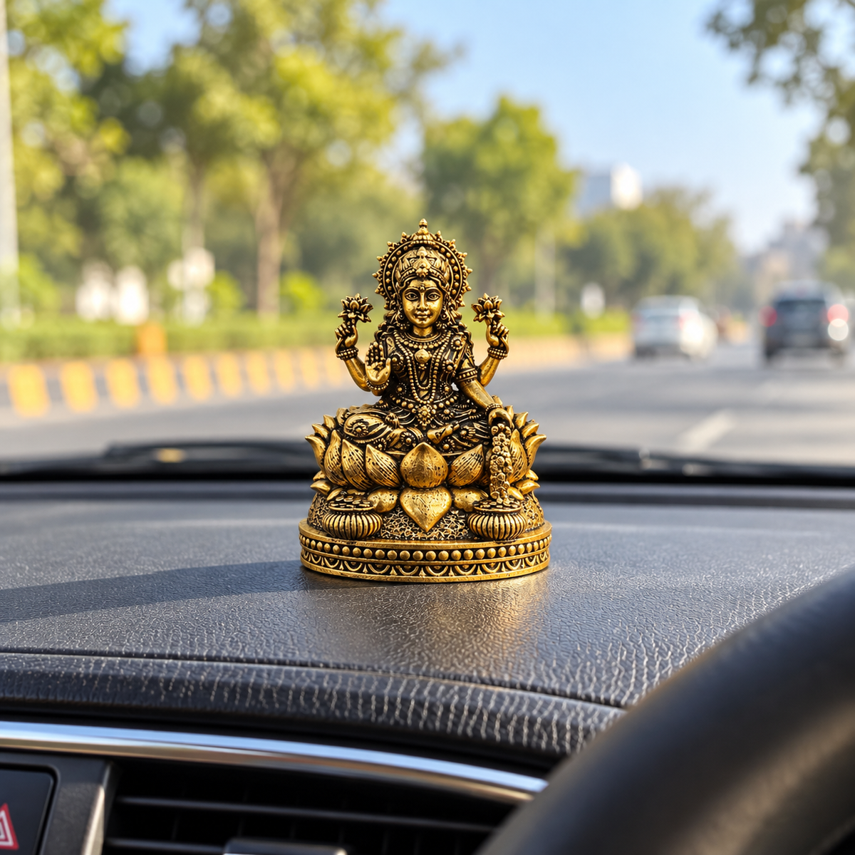 Shri Lakshmi Ji Murti – Gold Plated | Dhanteras Special